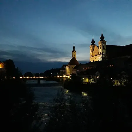 Apartmán Zentrum 12 Mit 2 Schlafzimmer - Sehr Schoener Ausblick *