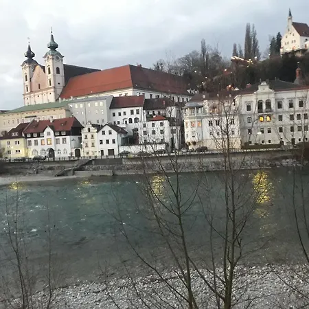 شقة Zentrum 12 Mit 2 Schlafzimmer - Sehr Schoener Ausblick *