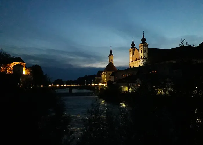Daire Zentrum 12 Mit 2 Schlafzimmer - Sehr Schoener Ausblick *