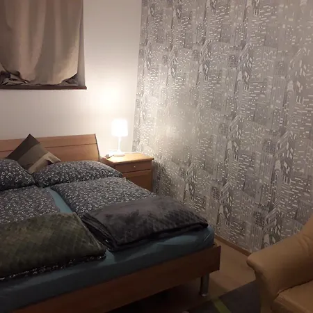 Zentrum 12 Mit 2 Schlafzimmer - Sehr Schoener Ausblick Διαμέρισμα