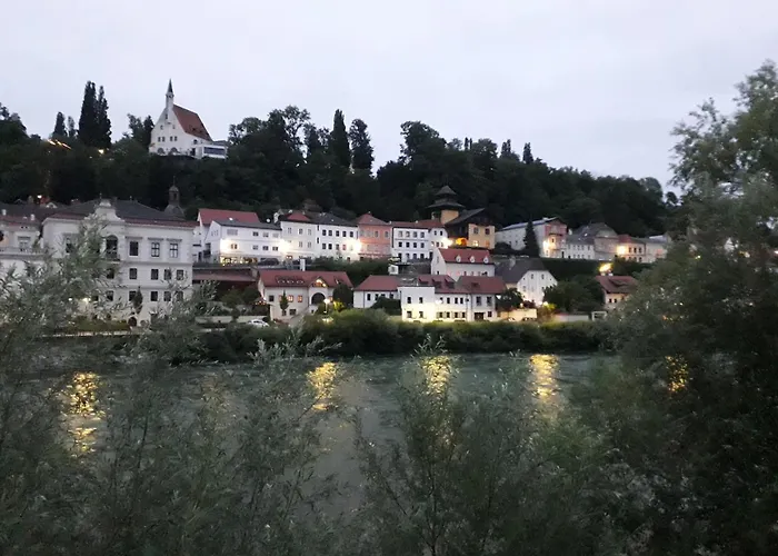 Zentrum 12 Mit 2 Schlafzimmer - Sehr Schoener Ausblick Steyr