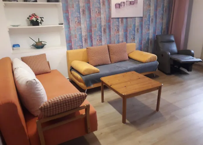 Zentrum 12 Mit 2 Schlafzimmer - Sehr Schoener Ausblick *